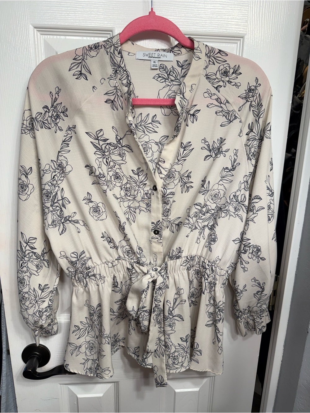 Sweet Rain Cream Floral Drawstring Peplum Blouse